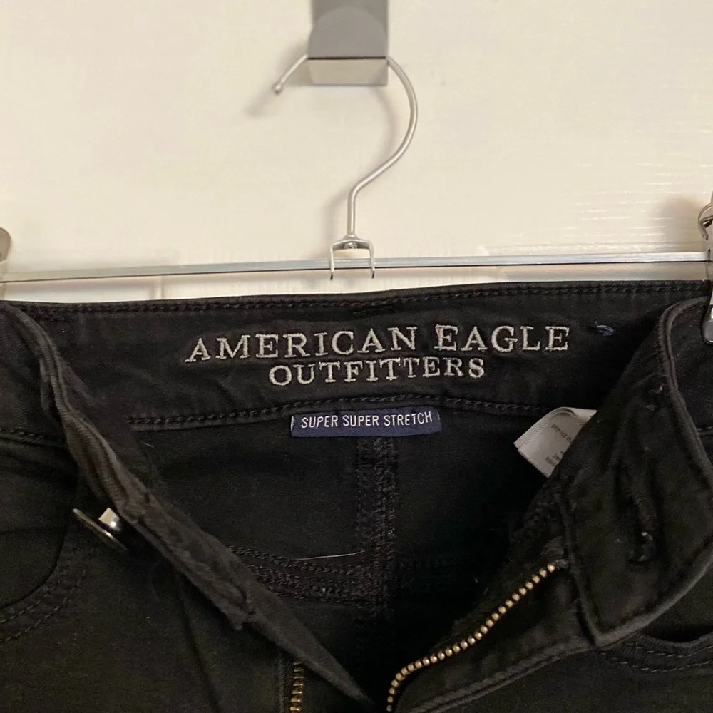 Distressed High Rise Jegging - Picture 5 of 6